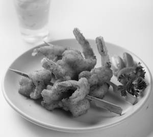 Crunchy Prawns With Tartar Sauce