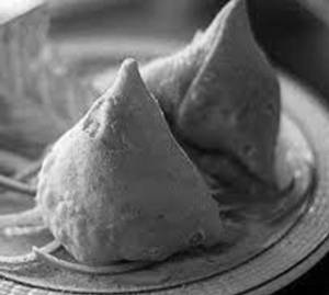Samosa (2 Nos)