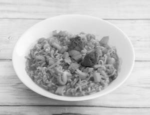 Oil Chicken Maggi