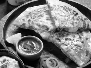 Peri Peri chicken Cheese Paratha