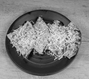 Cheese Garlic Kulcha
