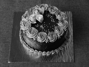 Dutch Chocolate Truffle Cake (1/2 kg)