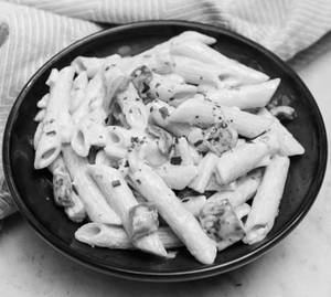 White Sauce Pasta Veg 