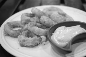 Onion Ring 8 Pcs With Chilly Mayo Dip