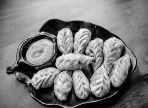 Chicken Fried Momos (8 Pcs)