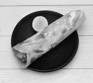 Egg Chicken Lachha Roll