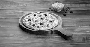 CHEESY CORN DELIGHT PIZZA