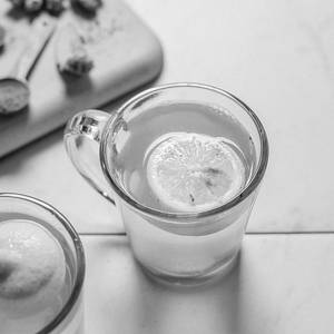 Lemon And Ginger Detox Drink Punch