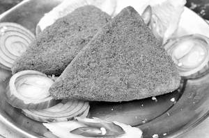 Vegetable Cutlet (2 Pcs)