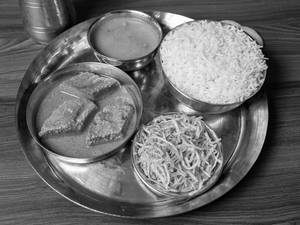 Dhoka-r-dalna (3 Pcs) Mini Thali