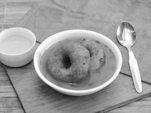 Plate Sambar Vada
