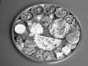 Gujarati Full Thali