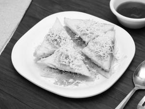 Bhujia Cheese Sandwich