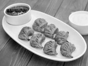 Chicken Peri Peri Fried Momos ( 6 Pcs )