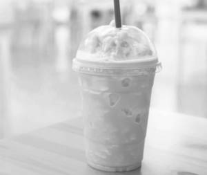 Strawberry Oreo Shake