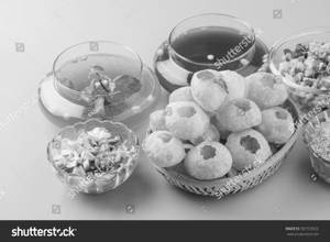 Aloo Pani Puri (2 plate)12 pic