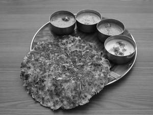 Onion Uttapam 