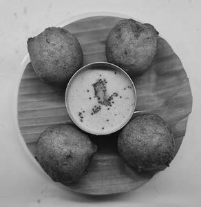 Manglore Bajji [4 Pieces]