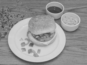 Onion capsicum burger