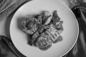 Char Grilled Chicken In Red Jus With Grilled Vegetables