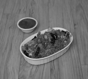 Chicken Schezwan Fried Rice [750 Ml]