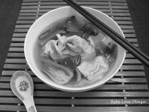 Veg Wonton Soup (1 Portion)