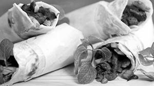 Achari Chicken Roll