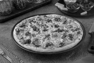 Keema Blast Pizza (b)