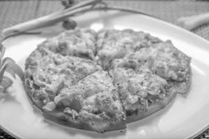 6" Season Special Pizza Veg