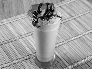 Kit Kat Milk Shake