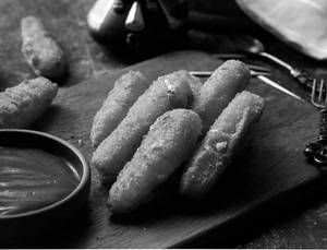 Cheesy Pizza Fingers [8 Pieces]