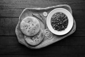 Chhole Kulcha