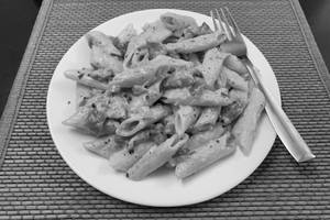 White sauce pasta