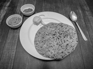 Paneer Paratha (1 Pc)