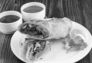 Paneer Makhni Roll