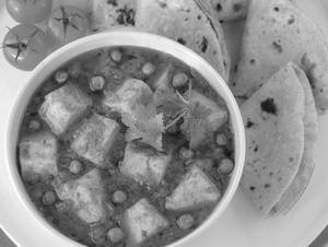 Mattar Paneer
