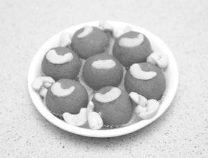 Special Laddu (250 gms)