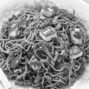 Egg paneer chowmein