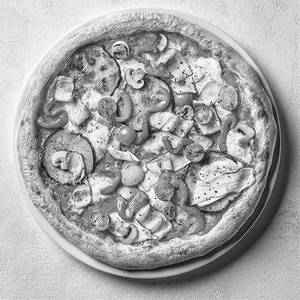 Special Red Pepper Corn Pizza