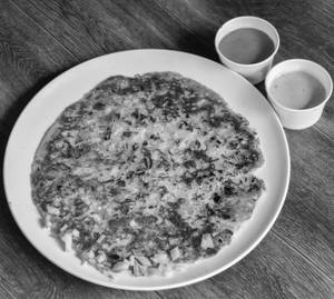 Onion Uthappam  
