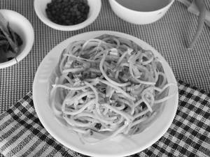 Veg Hakka Noodles
