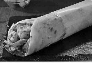 Achari Paneer Tikka Roll
