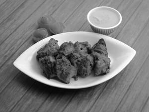 Chicken Garlic Kebab (8 piece) (Small)