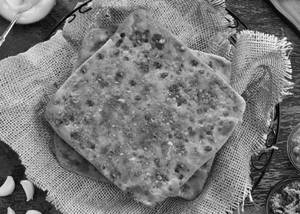 Garlic Paratha [1pc]