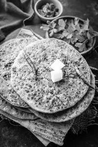 Peri-peri Gobi Paratha
