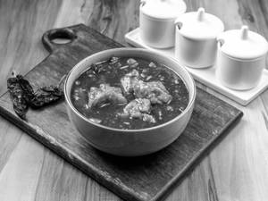 Chicken Red Chilli Garlic Gravy