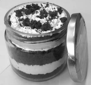 Redvelvet Jar Cake