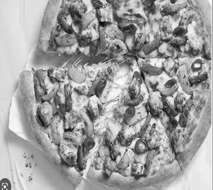Chicken Tikka Pizza