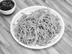 Veg Hakka Noodles    