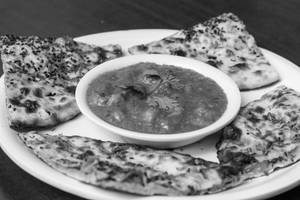 Stuffed Kulcha (Tandoor)